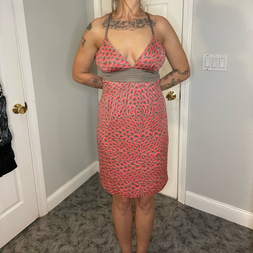 Trina Turk Red Sleeveless V-neck Silk Dress Scalloped Print Empire